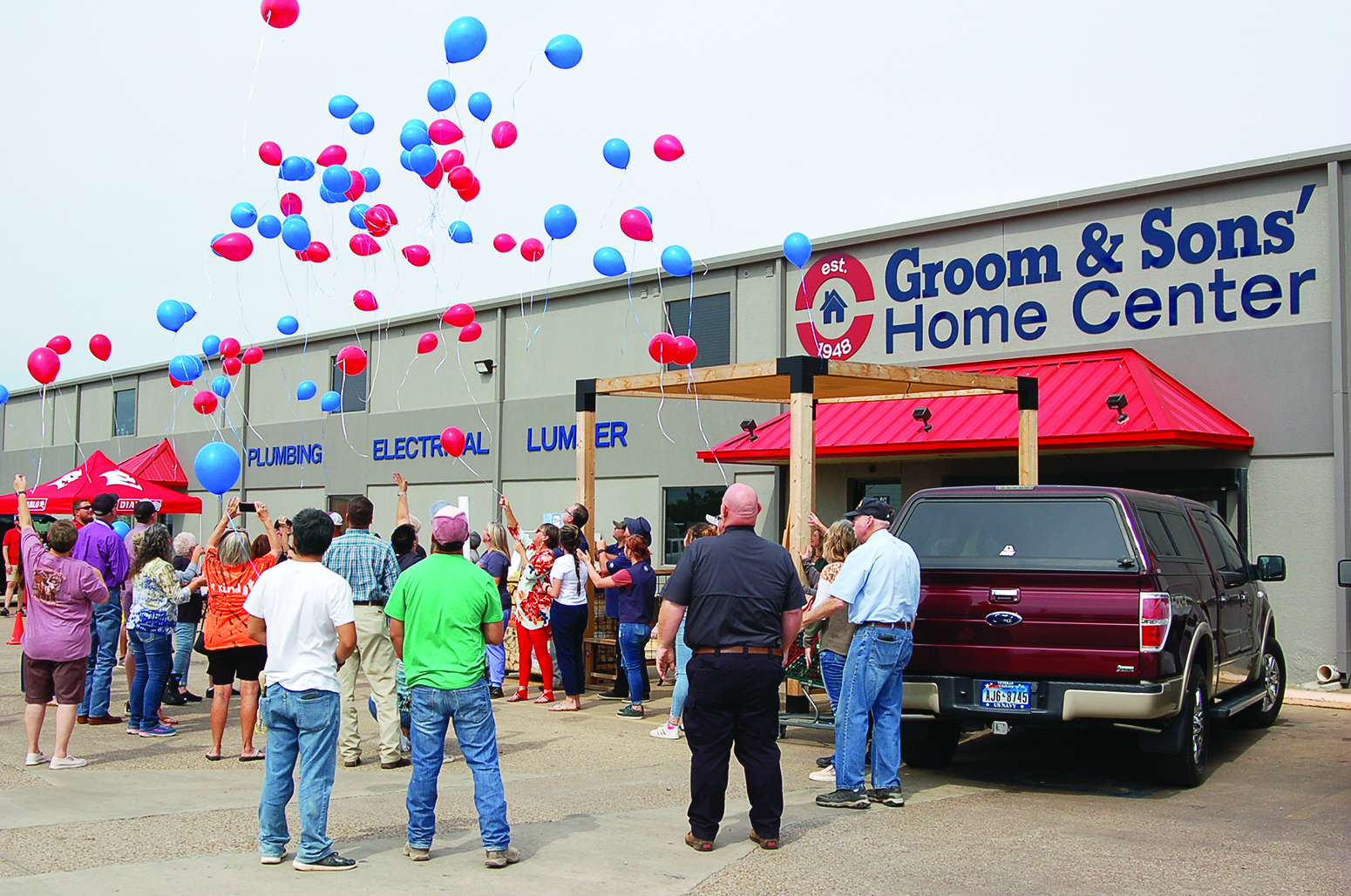 Groom & Sons’ holds Grand Reopening | Mabank Monitor and Lake Area Leader